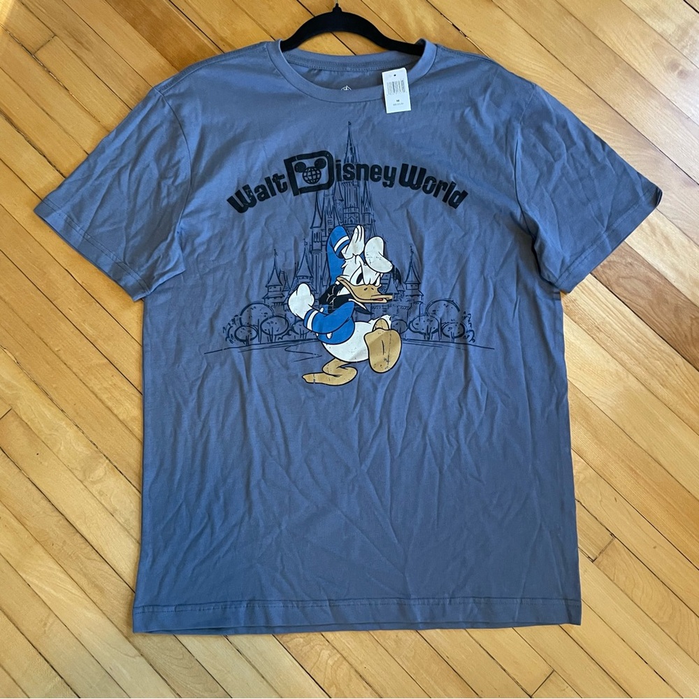 DISNEY WORLD NWT 2024 Donald Duck 90th Anniversary Tee T-Shirt Angry Duck Castle